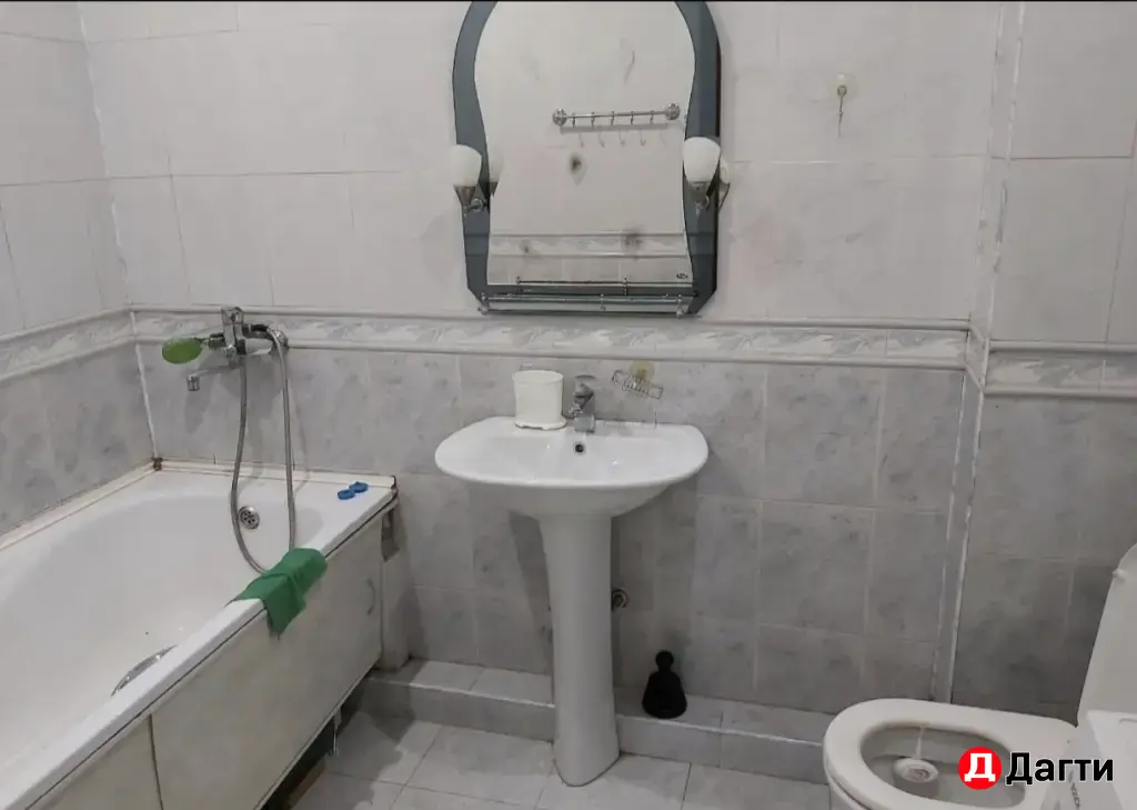 1 комнатная квартира в районе Нархоза и Роддома№2