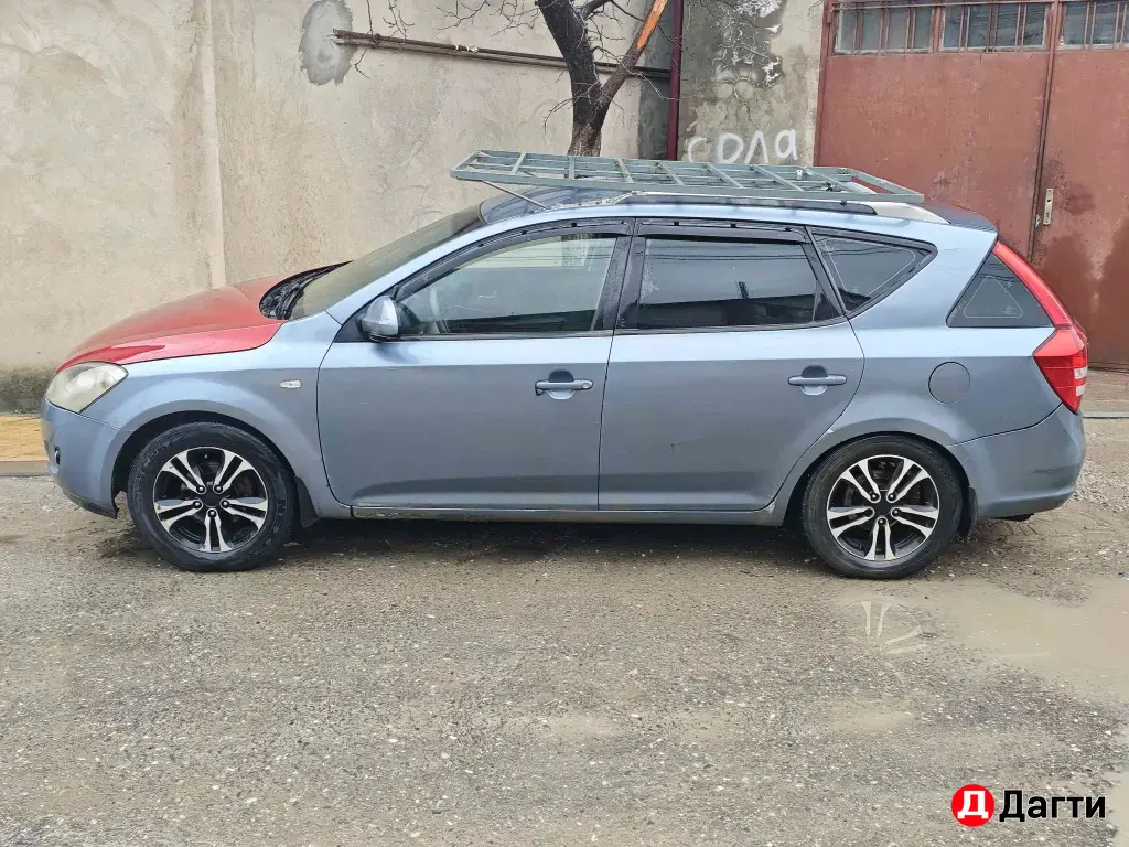 Kia Ceed, 2009 года