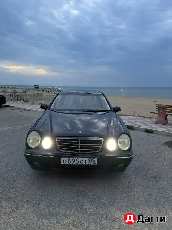 Mercedes-Benz E-Класс, 2001 года