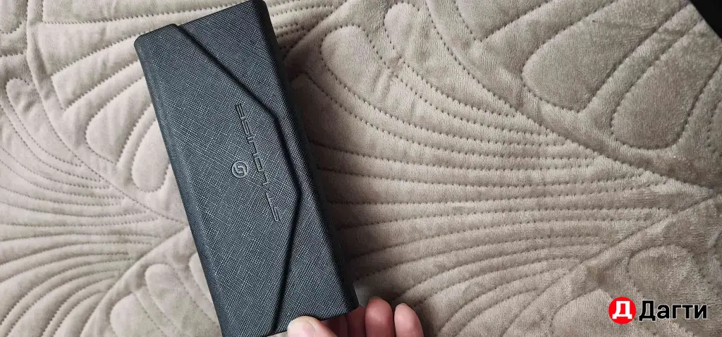очки солнцезащитные