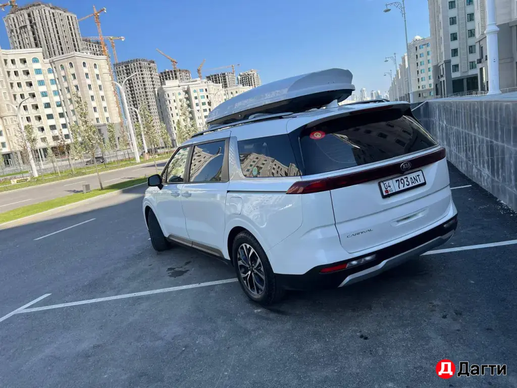Kia Carnival, 2021 года