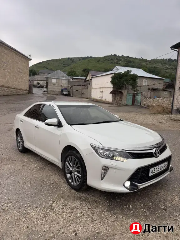 Toyota Camry, 2017 года