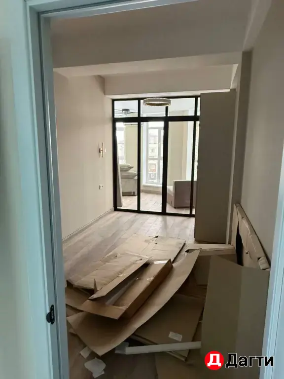 Продается квартира 2км 80м2
