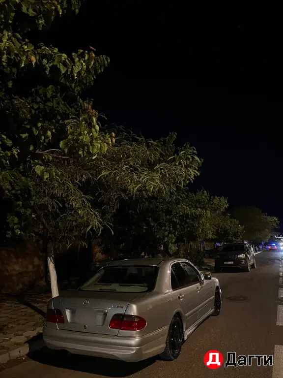 Mercedes-Benz E-Класс, 1999 года