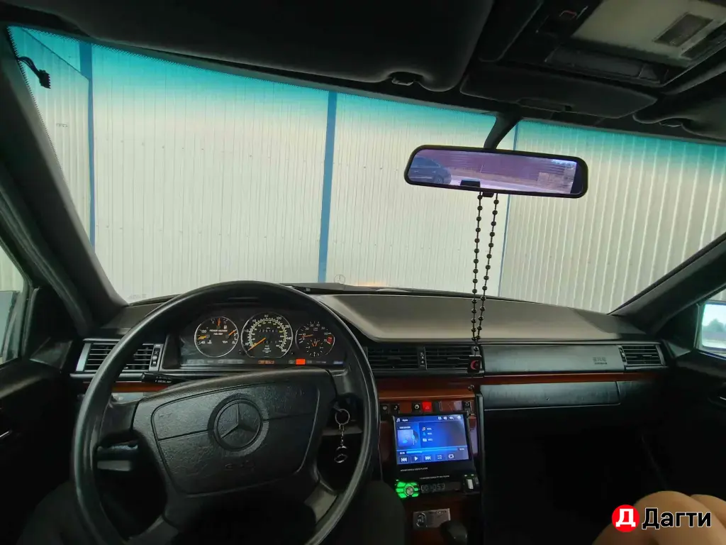 Mercedes-Benz W124, 1995 года