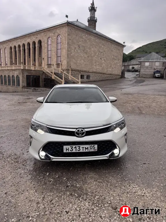 Toyota Camry, 2017 года