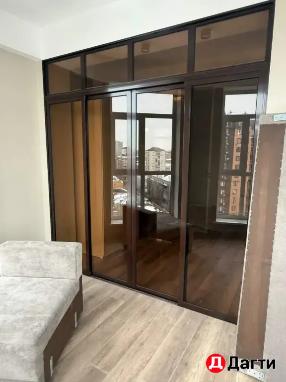 Продается квартира 2км 80м2