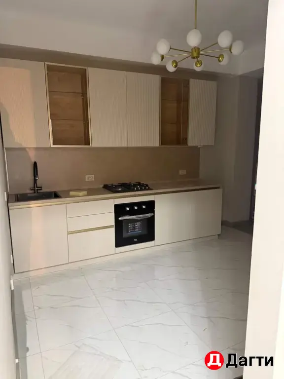Продается квартира 2км 80м2