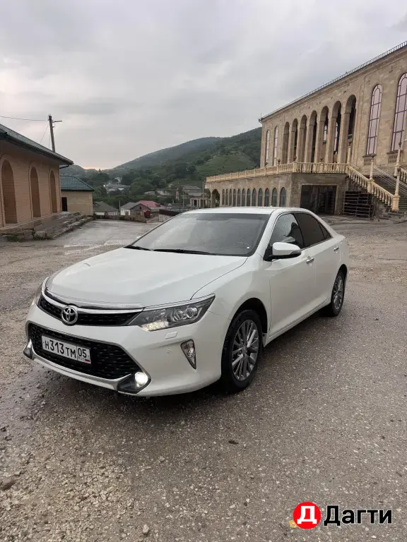 Toyota Camry, 2017 года