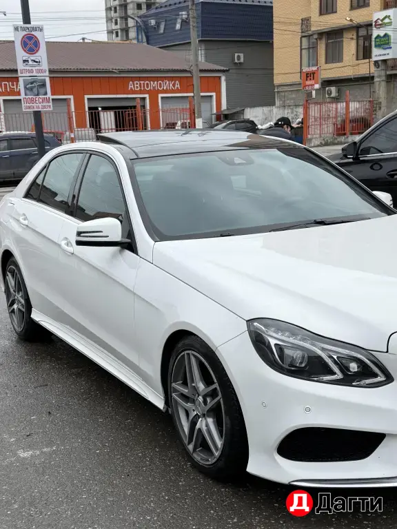 Mercedes-Benz E-Класс, 2014 года