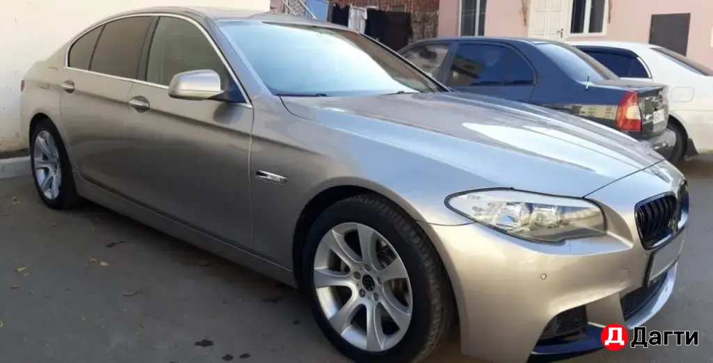 BMW 5 серии, 2011 года