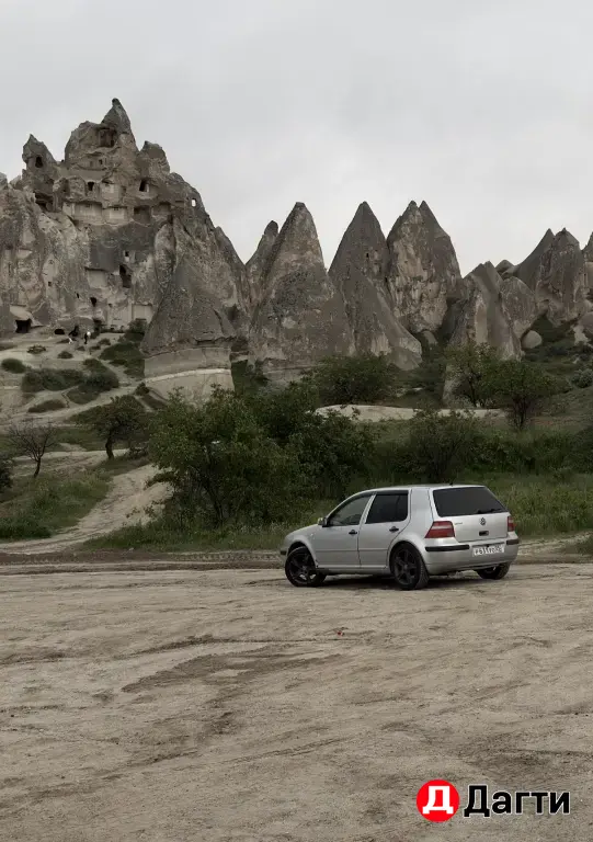 Volkswagen Golf, 2002 года