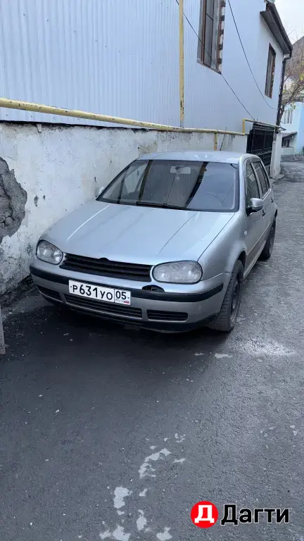 Volkswagen Golf, 2002 года